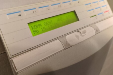 Am 1. April 2026 dürfen keine Minusstunden auf dem Planungs-/Arbeitszeitkonto sein!